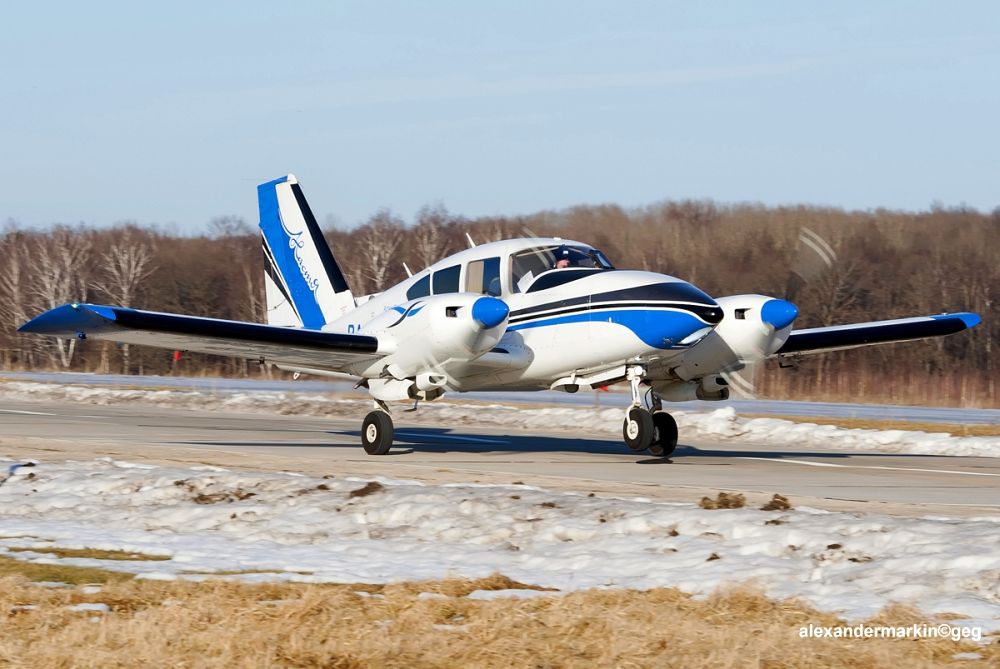 Piper PA-23 Apache/Aztec